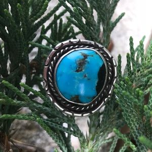 Vintage Navajo Sterling Silver Turquoise Ring